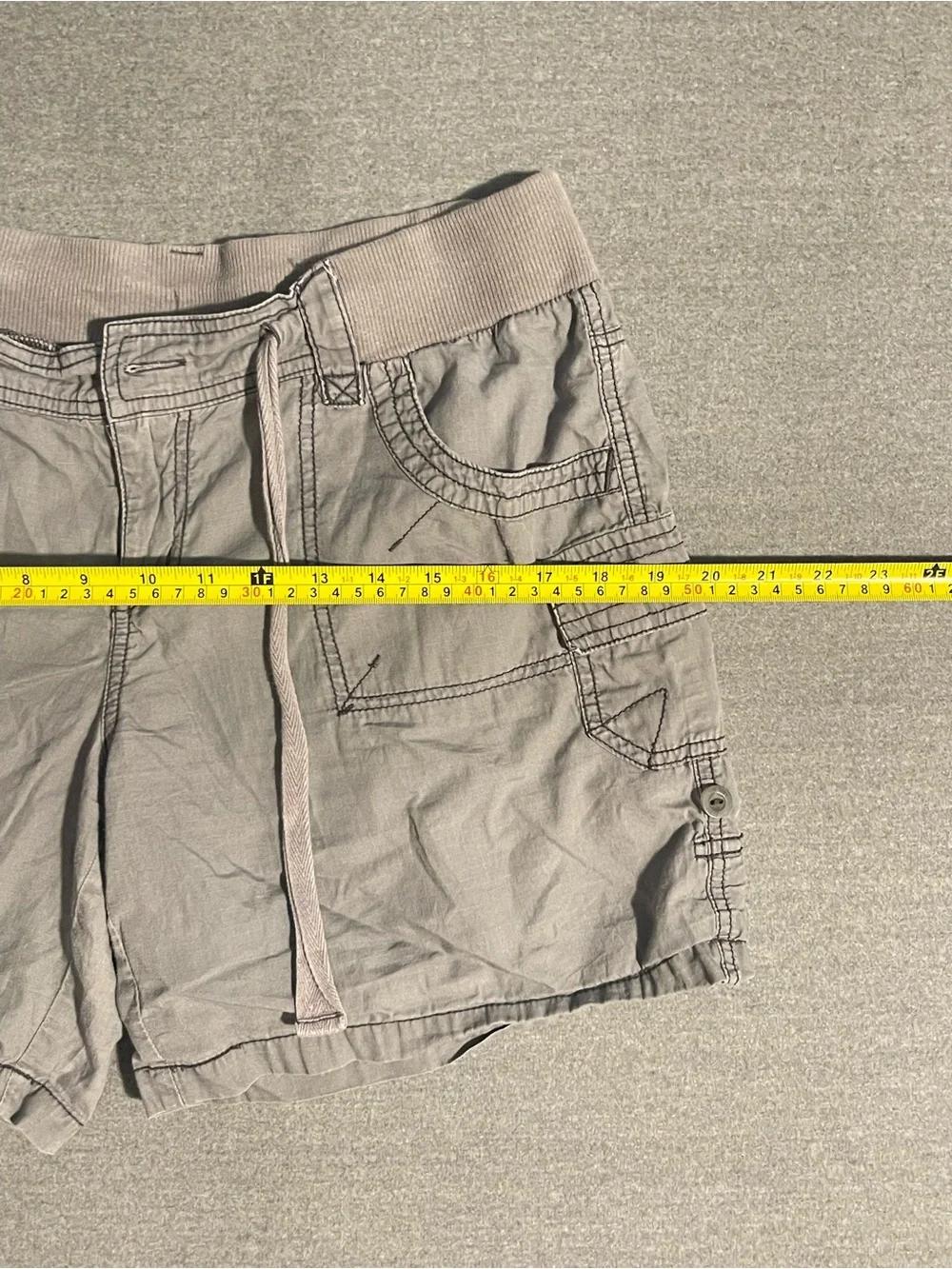 Women's Cargo Drawstring Shorts in Light Gray